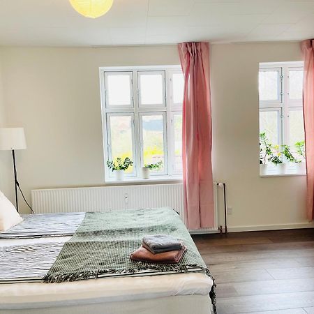 Scandinavian Apartment Hotel - Lunden 1 - Central 3 Bedroom Apartment On Two Floors Horsens Extérieur photo