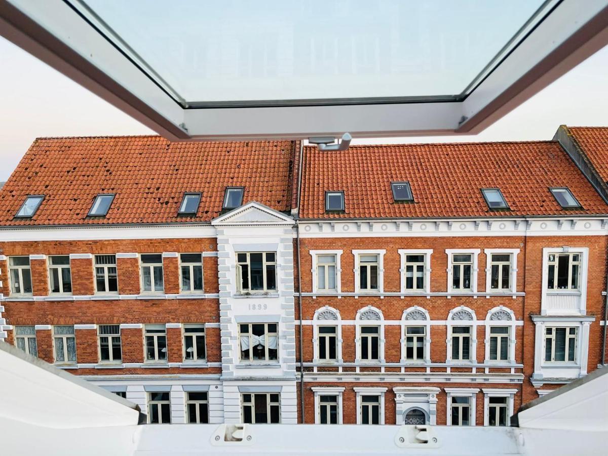 Scandinavian Apartment Hotel - Lunden 1 - Central 3 Bedroom Apartment On Two Floors Horsens Extérieur photo